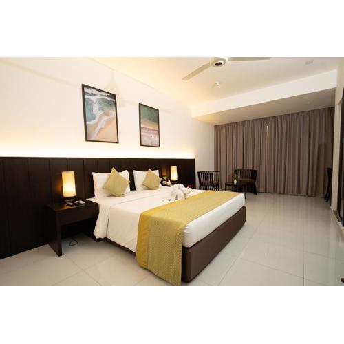 KYNROCK Airport Hotel