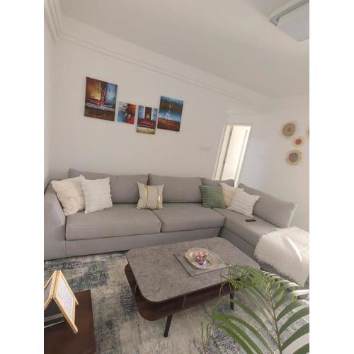 L2 Homes with Breathtaking City Views