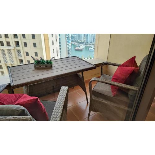 La buena vida holiday homes - Deluxe 3 bedroom apartment on the beach