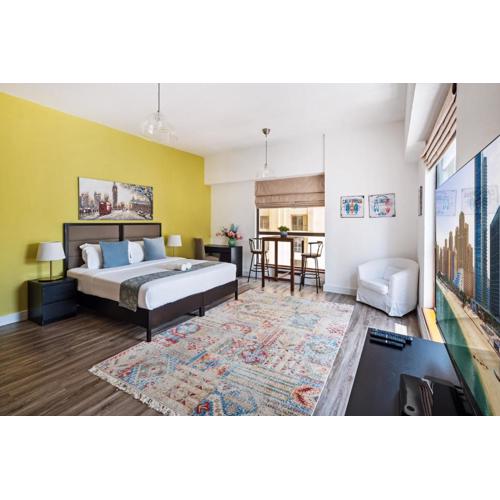 La Buena Vida Holiday Homes - Deluxe, very spacious 5 Bedroom plus maidroom in Best location of JBR, Near to Beach, Marina and Tram station