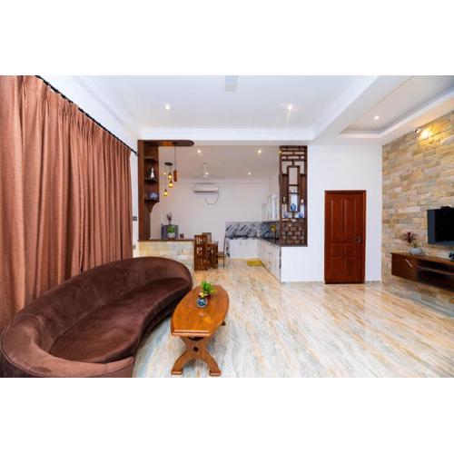 La' by Deepi - Green Haven Villa