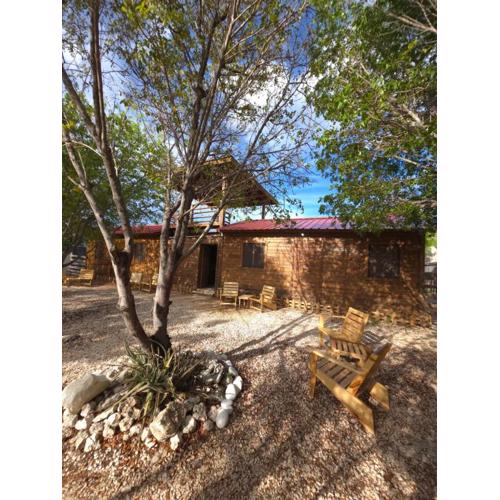 La Casita De La Cueva