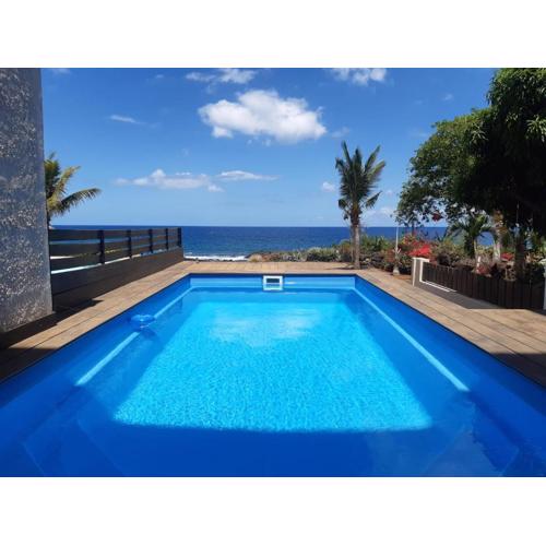 La Falaise Sea Front Villa