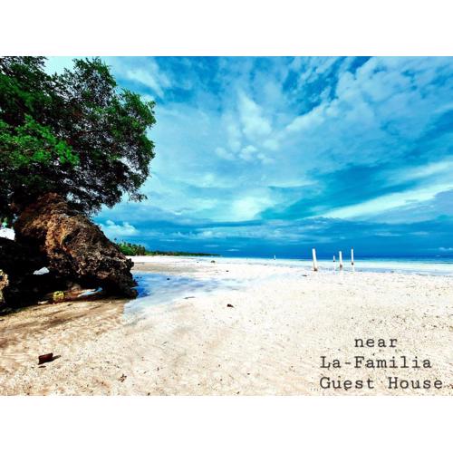 La-Familia Guest House