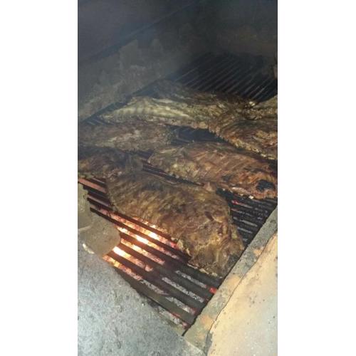 La famosa costillas a la leña