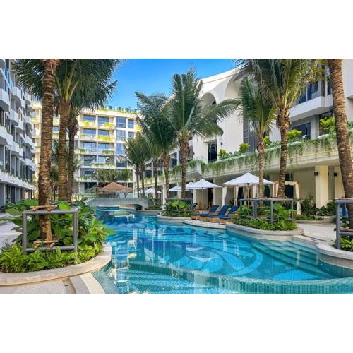 La Green Hotel and Residence