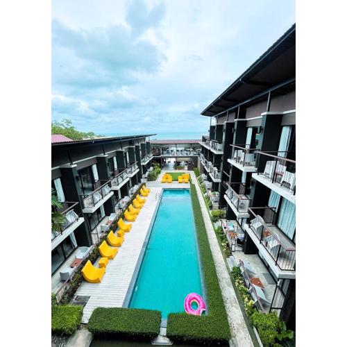 La Lune Beach Resort