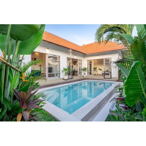 La Palma - Sleek, Stylish & Spacious - Brand New 2-Bedroom Villa with Large Pool in Canggu!