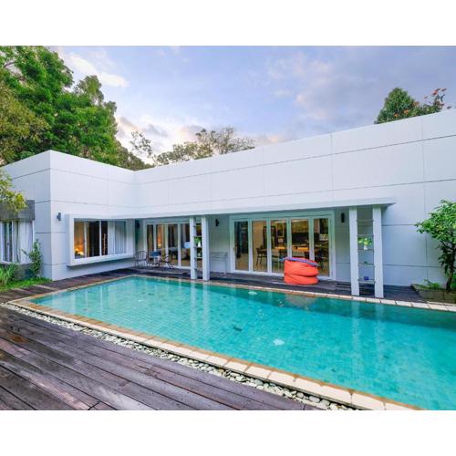 La Quoriena Botanical Villa & Cafe'