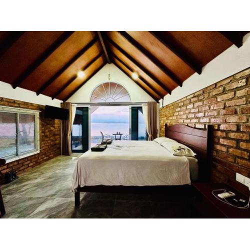 La Seahorse Homestay, private villa sea view Sebong Pereh, Bintan Island