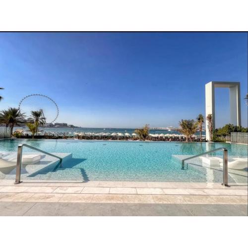 La Vie Beach front JBR apartment by Happy Season
