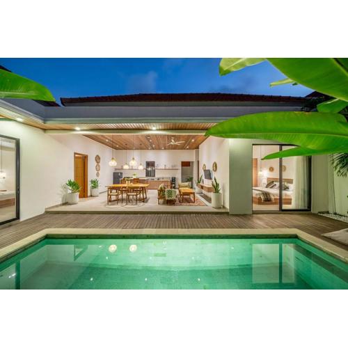 LaBumbak 01 - 2BR Villa Escape in Umalas with Private Pool