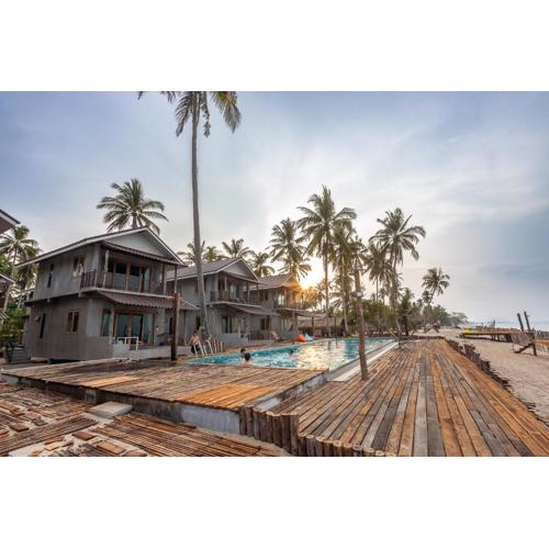 Laemsui Beach แหลมซุย บีช