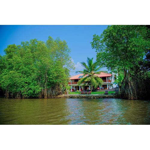 Lagoon Bentota Resort