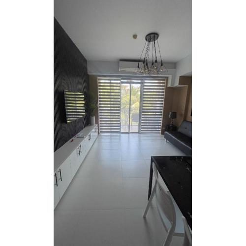 Lagoon view Family Suite in Pico De Loro Cove, Nasugbu