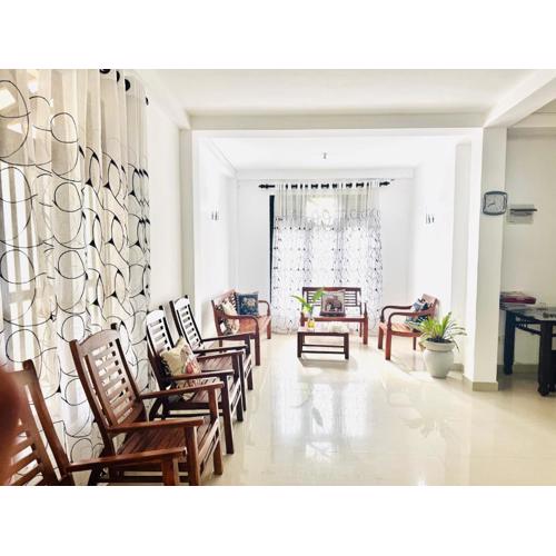 lagoon Villa and Restaurant