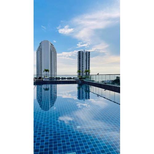 Laguna Bay 2 Sea View Rooftop Pool