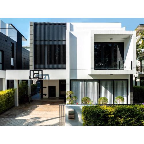 Laguna Park 4 Bedrooms Villa by NLA