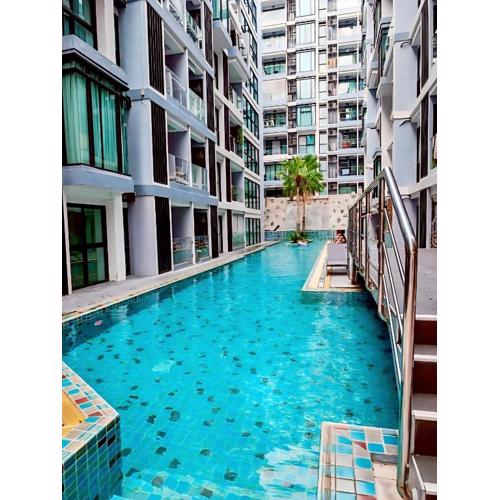 Laid back tropical garden Pattaya