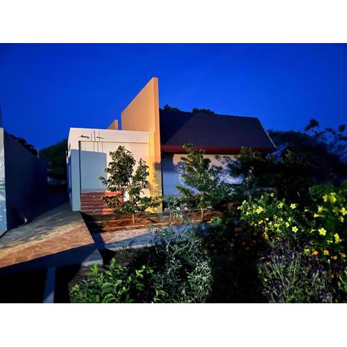 Lake Breeze Cabana Yala