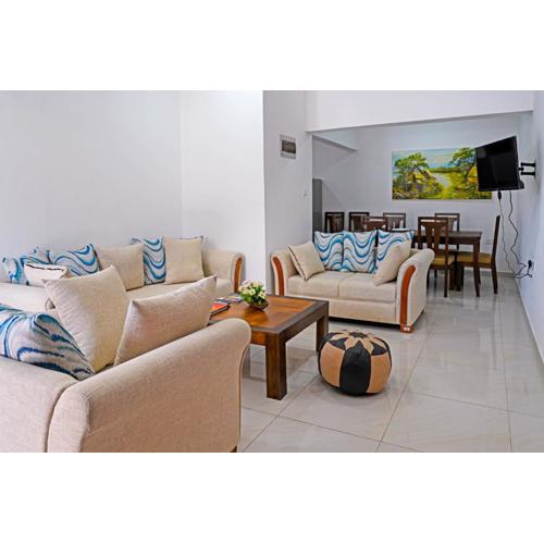 Lake Red 6 Apartments & Hotel