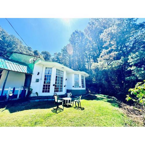 Lakeside Cottage by Clover