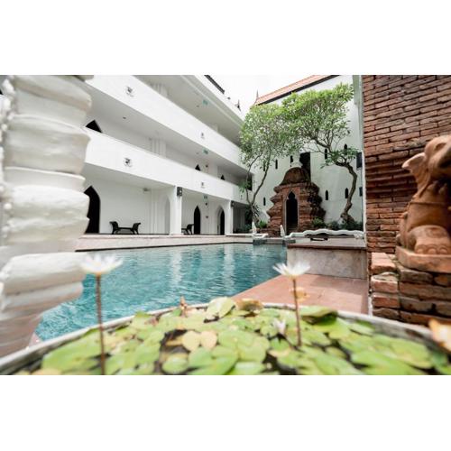 LannaOriental MaeRim