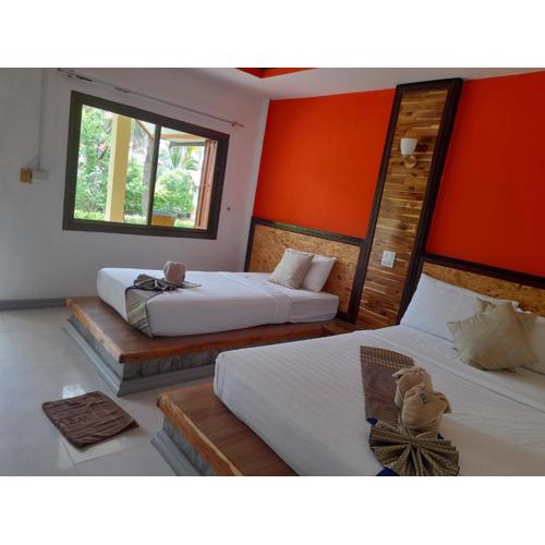 Lanta Emerald Bungalow