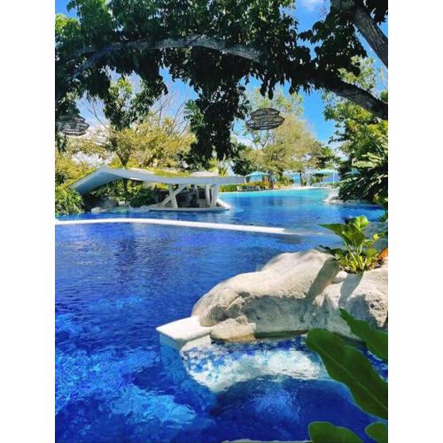 Lara's cozy room @Tambuli Resort