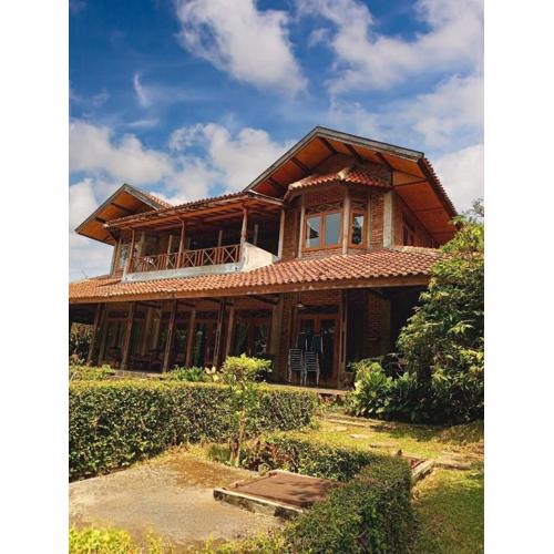 Large Bogor Villa with Pool, BBQ Grill & Fishing Spot by 2ndHome