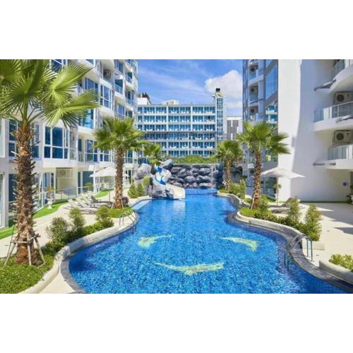 Large Deluxe Condo Grand Avenue Central Pattaya