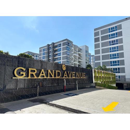 Large Ground Floor Condo, Grand Avenue, Central Pattaya