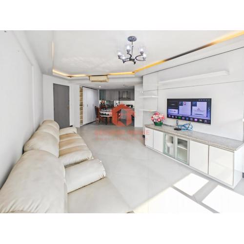 Large & Strategic 3BR Taman Rasuna Apt Pool