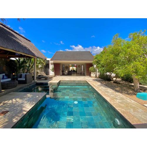 Large villa with private pool and tropical garden