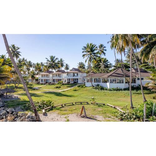 Las Canas Beach Retreat