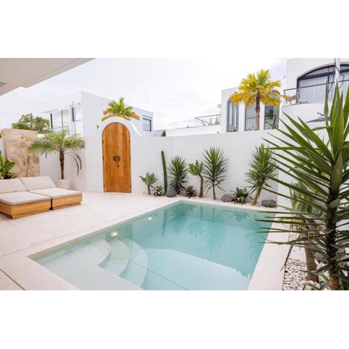 Las Casas Villa Canggu - Private Pool -
