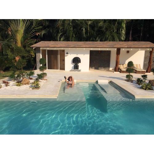 Las Terrenas Front Beach And Garden Villa with private staff
