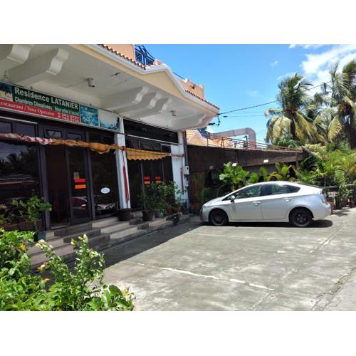 Latanier Beach Hotel