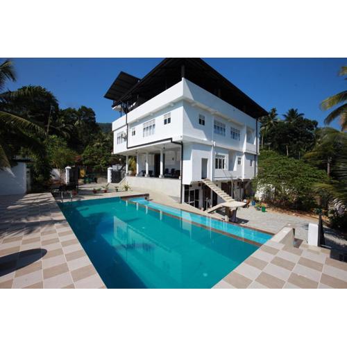 Lavenro Hotel & Resort