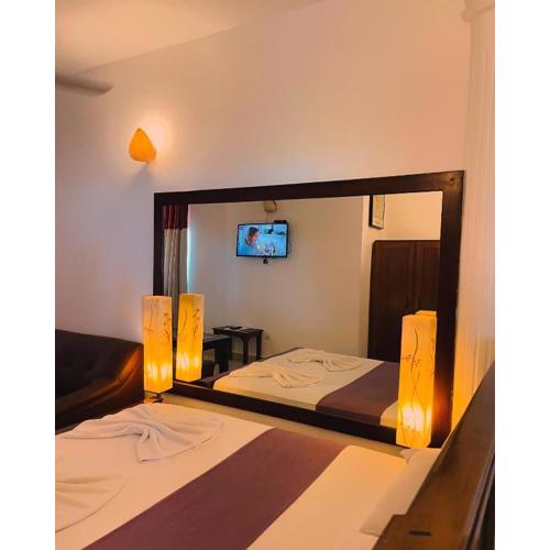 Lavinia Blue Hotel