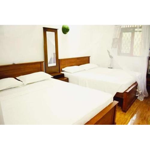 Lay By River Dambulla