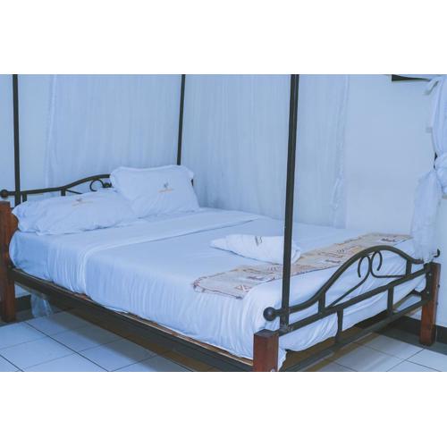 LAZARUS KAKA CBD Accomodations