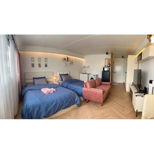 Lazy House at Impact Muangthong