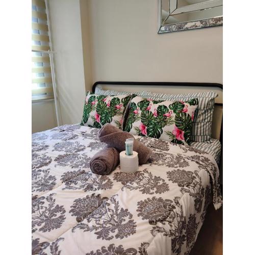 LDN 6F - Two Palm Tree Villas