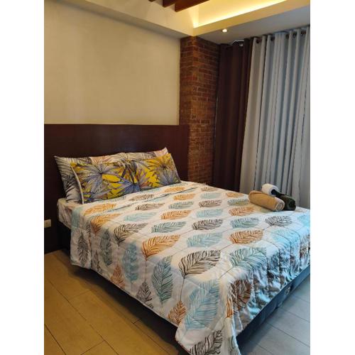 LDN Secret Crib 7D-Two palm tree across NAIA Terminal 3