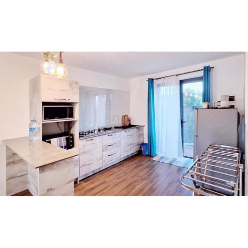 Le Bouchon Public Beach Apartment