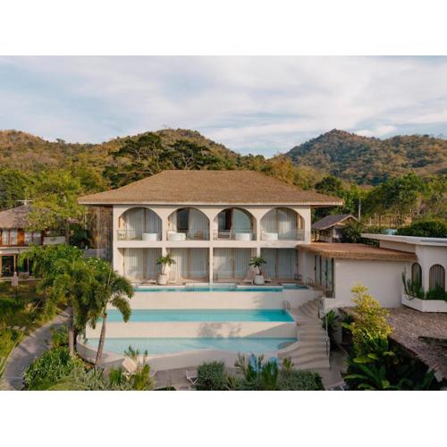 Le La Lake Resort and Spa