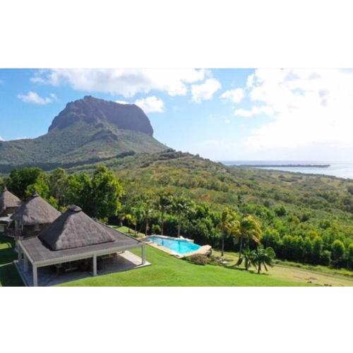 Le Petit Morne Lodge
