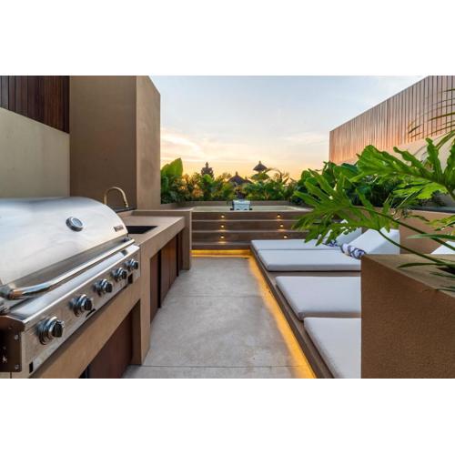 Leaf Villas - brand new tri-level villas - 500m to beach and Finns