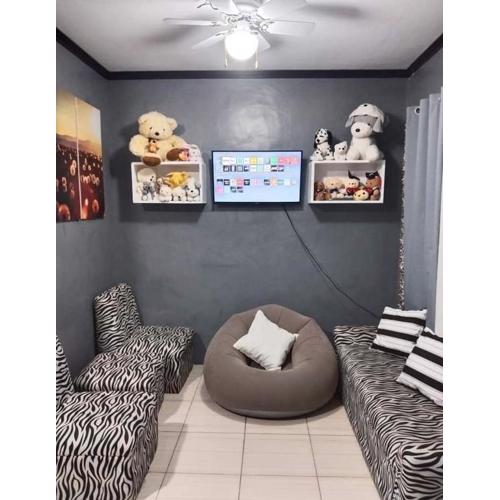 Leanne's Transient House